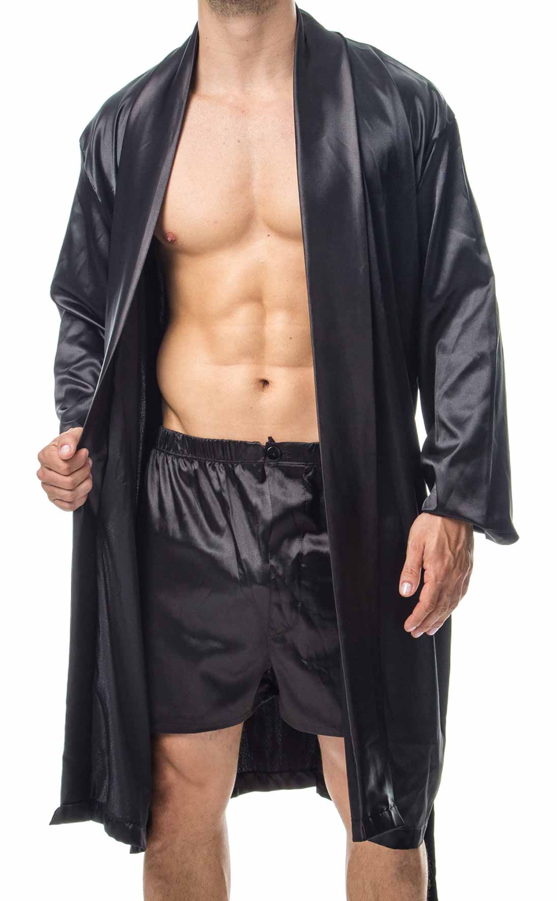 Robe de nuit en satin noir