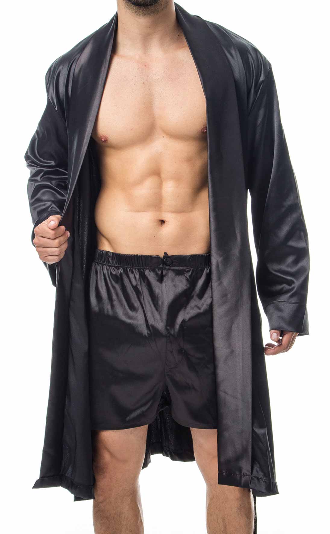 Robe de nuit en satin noir